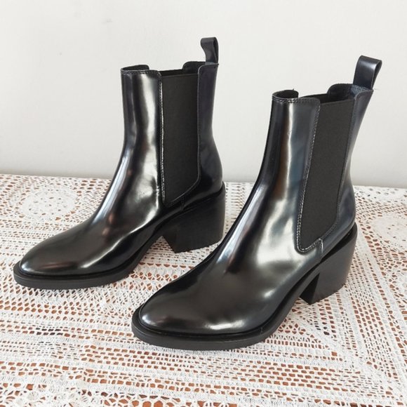 Wishbone Shoes - Wishbone Collection Boots 7.5M Patent Leather Black Chunky Platform Heel Pull-on